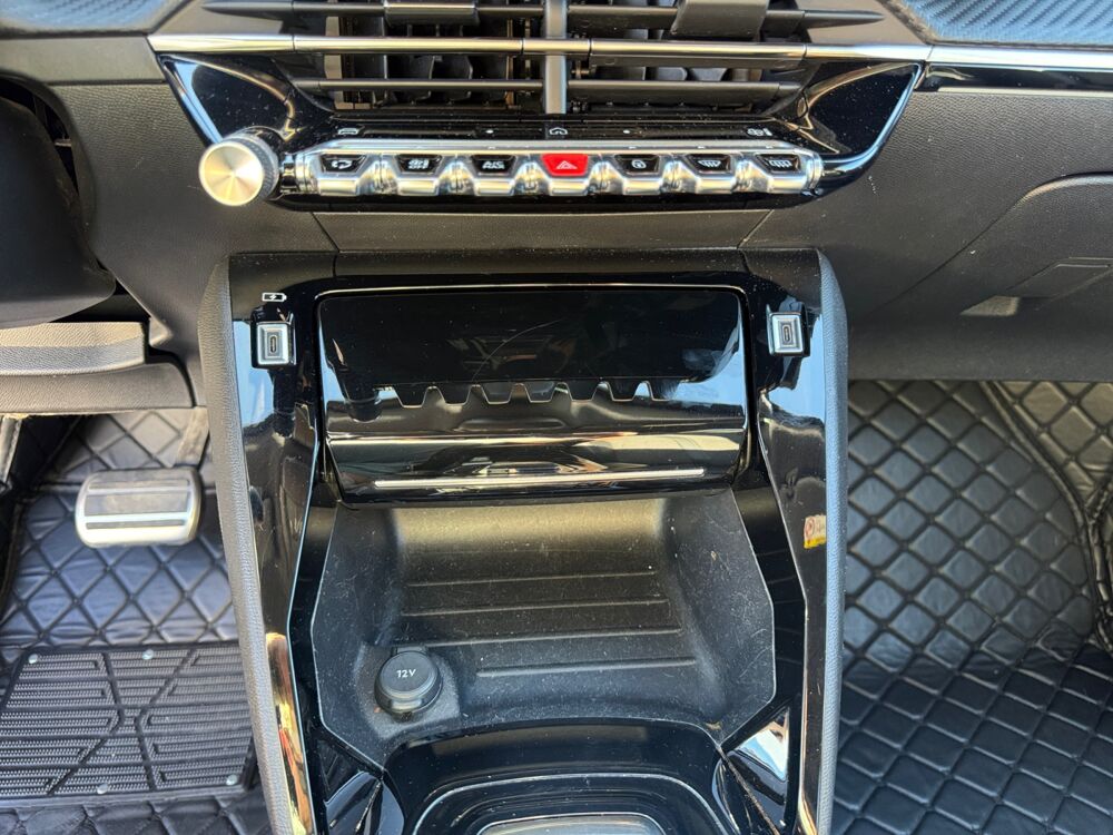 2008 PureTech 130 ch GT EAT8 /CarPlay/Cam&eacute;ra 360/ACC 2024 occasion 13300 Salon de Provence