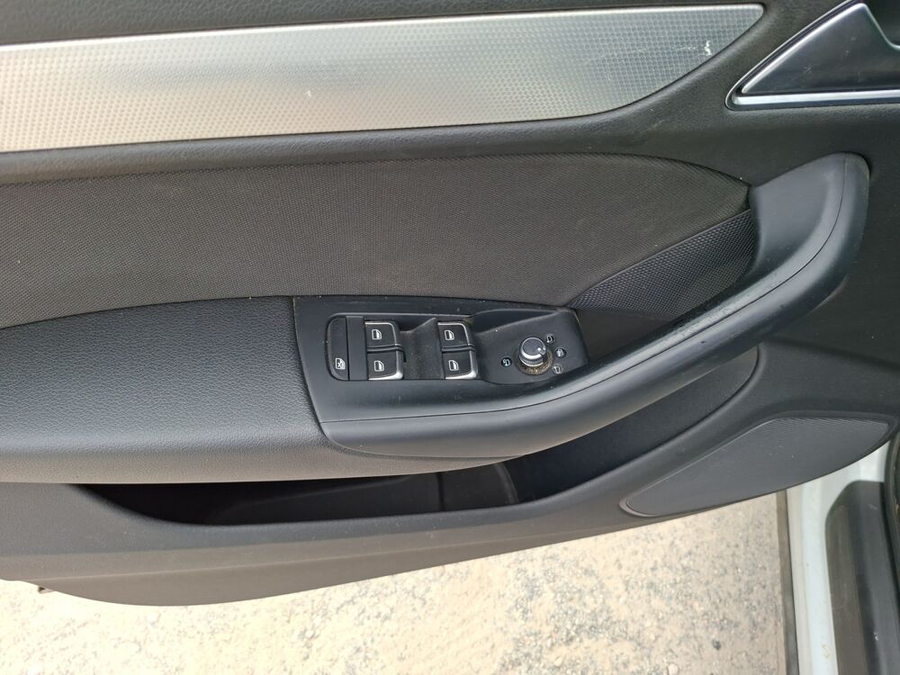 Q3 2.0 Tdi 140 ch Ambition Luxe /Toit ouvrant &eacute;lectrique/si&egrave;ges 2015 occasion 83550 Vidauban