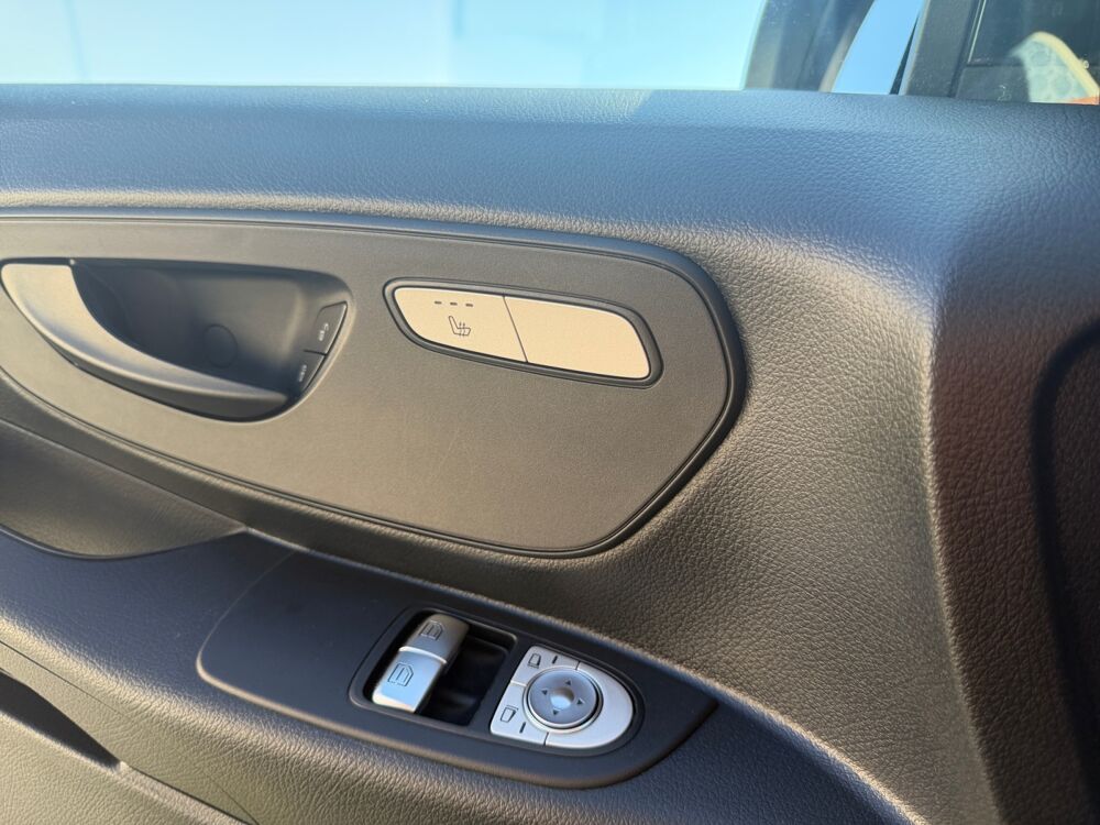 Vito Mixto 2.2 114 Bluetec 136ch Long BVA 2023 occasion 45200 Montargis