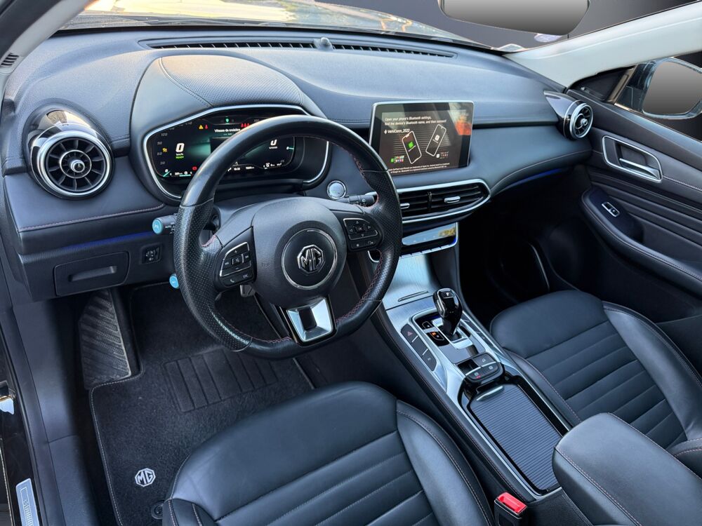 MG.EHS 258 ch GDI PHEV Luxury /CarPlay et Android Auto/ Toit ouvran 2021 occasion 38300 Bourgoin-Jallieu