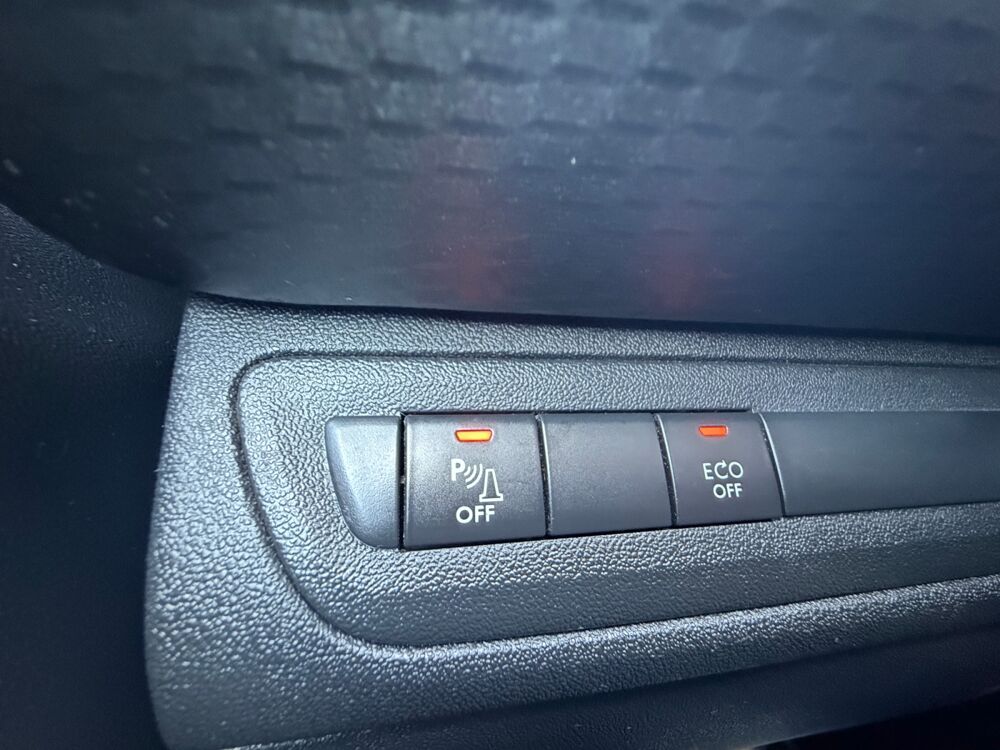 2008 Generation-i 1.2 82 ch Style Start-stop /CarPlay/Radar de Re 2018 occasion 59000 Lille