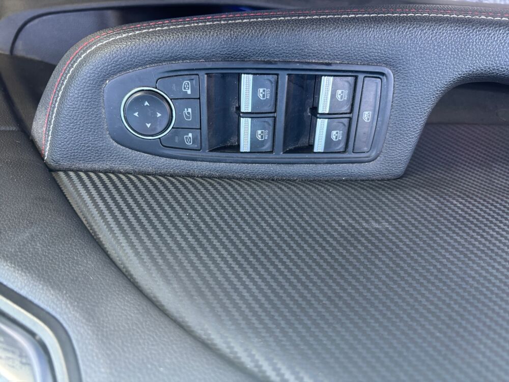 Clio 1.0 Tce 100 ch Rs Line /CarPlay / Suivi Complet Renault / Se 2019 occasion 43120 Monistrol-sur-Loire