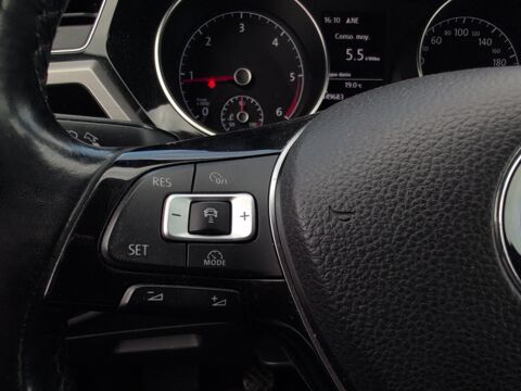 Touran 1.6 TDI 115 ch Bluemotion Carat 7 places /7 places/si&egrave;ges av 2016 occasion 69170 Tarare