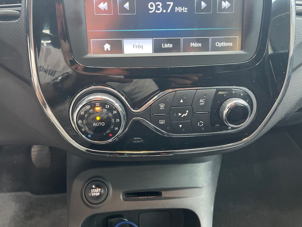 Captur 0.9 Tce 90 Energy Life Start-stop 2015 occasion 09120 Varilhes