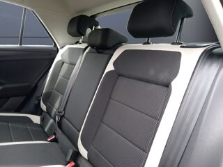 T-ROC 1.6 Tdi 115 Carat 2019 occasion 43000 Le Puy-en-Velay