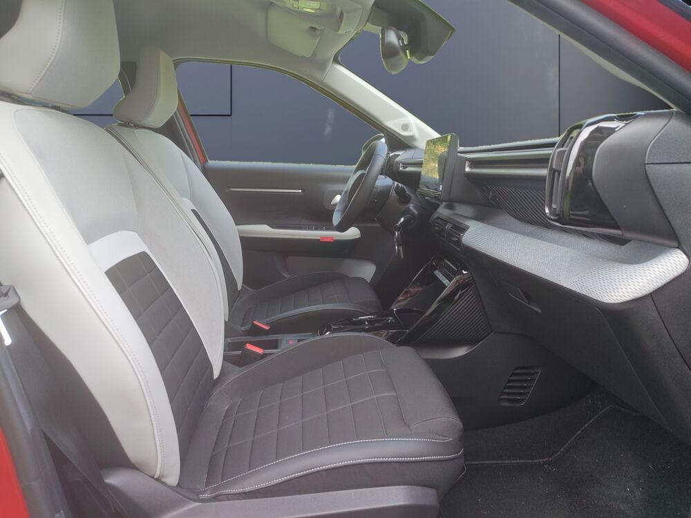 E-C3 Electric 113 ch 44,2 kwh Confort Max Bva /Andro&iuml;d auto / Car 2025 occasion 33500 Libourne