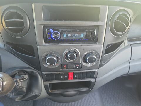 Daily Fourgon 2.3 D 126 ch Empattement-3000 H2 35s13 /R&eacute;gulateur e 2014 occasion 56140 Tr&eacute;al