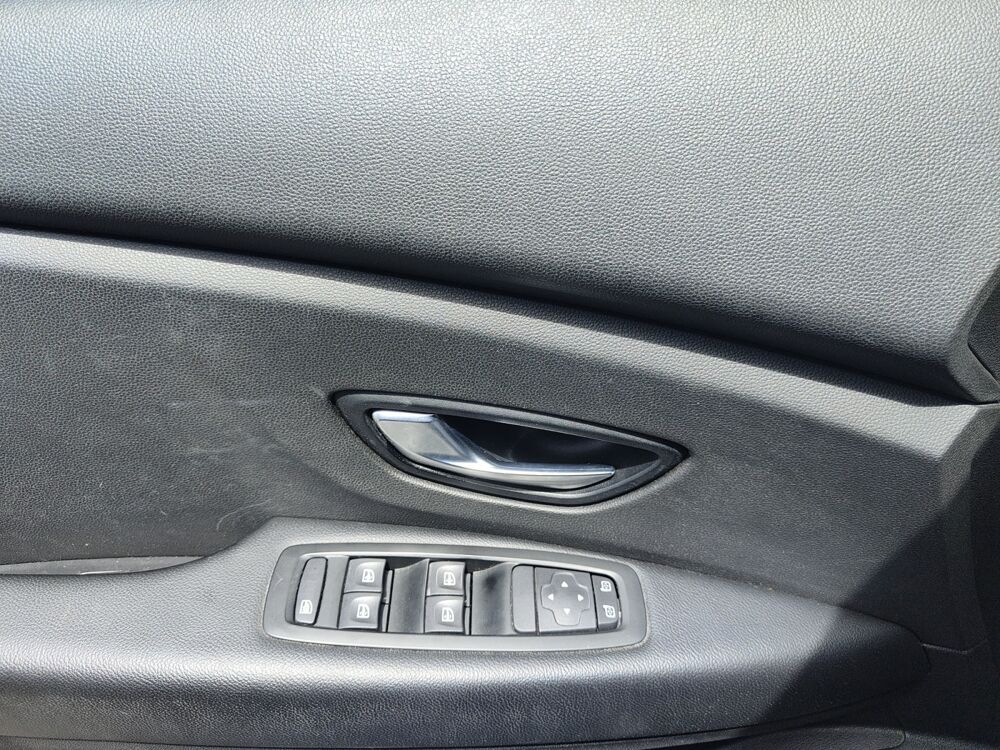 Sc&eacute;nic 1.5 Dci 95 ch Energy Life /Gps/Carplay/Entretien &agrave; jour 2018 occasion 28500 Vernouillet