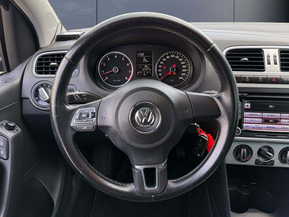 Polo 1.2 Tsi 105 ch Life /Clim/Radars Ar/Chaine de Distribution 2013 occasion 44800 Saint-Herblain