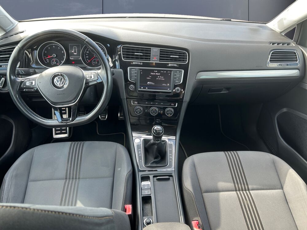 Golf 1.2 TSI 110ch Bluemotion Allstar /CarPlay/Cam&eacute;ra AR/Capteur 2016 occasion 18000 Bourges