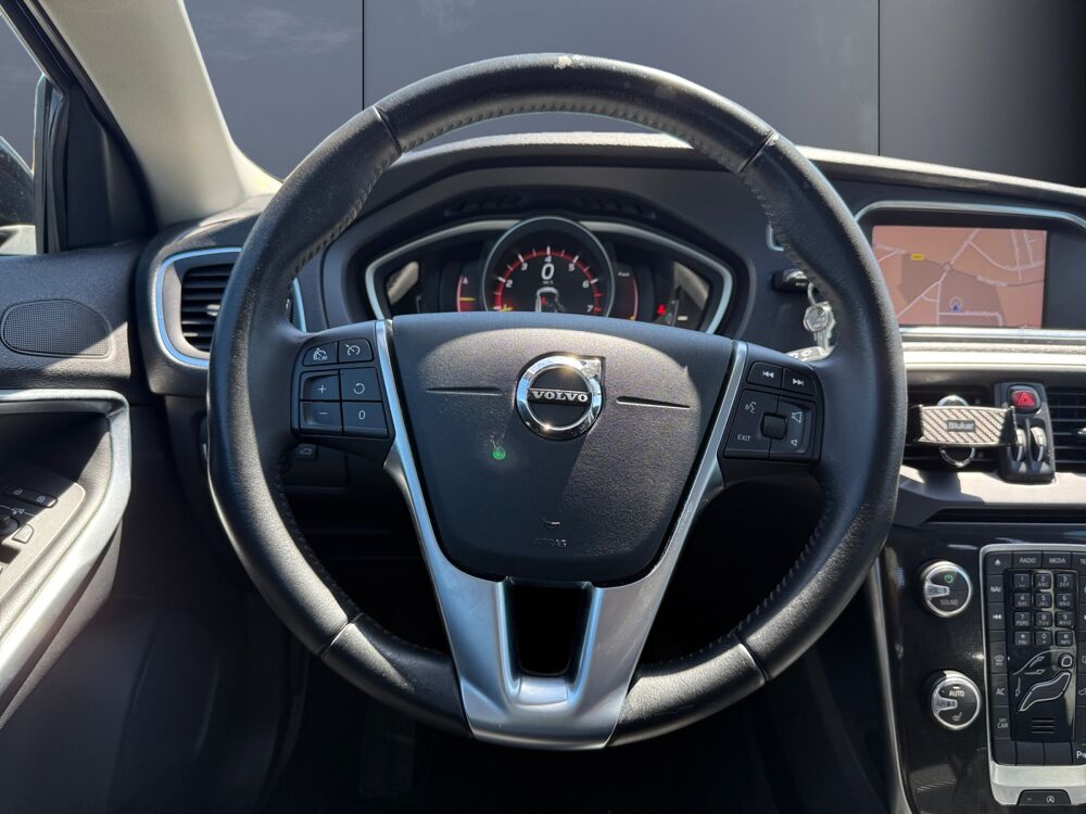 V40 2.0 T2 120 Signature Edition 2019 occasion 76600 Le Havre