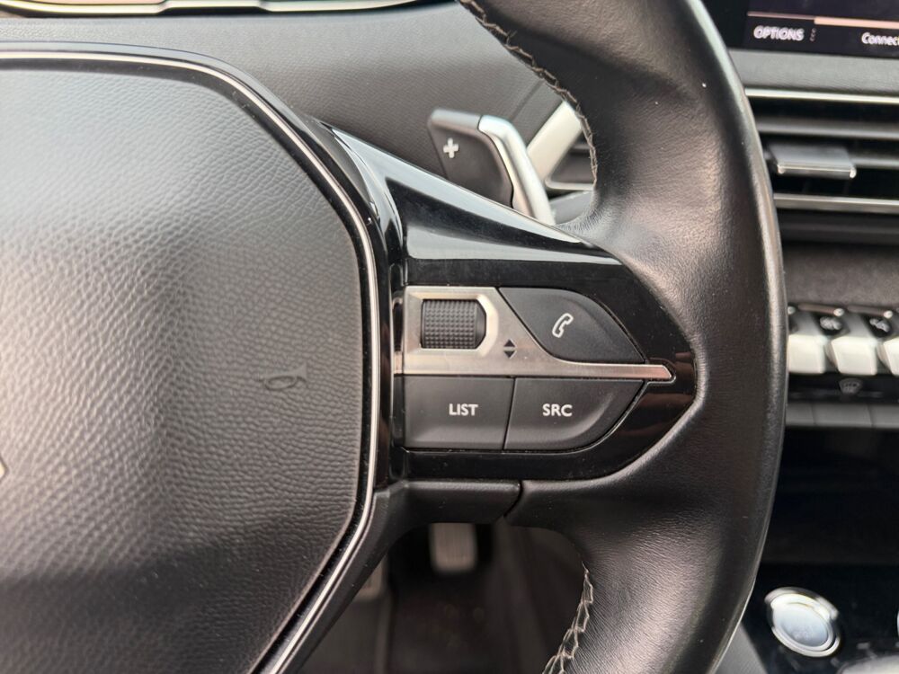 3008 Generation-ii 1.2 130 ch Allure Business Eat8 /CarPlay/Suivi 2019 occasion 59000 Lille