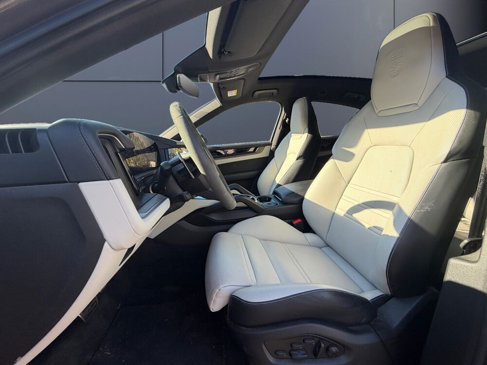 Cayenne 3.0 V6 519 ch S E-Hybrid /Volant alcantara/Toit pano/Camera 2024 occasion 34000 Montpellier