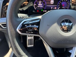 Golf 2.0 Tdi 150 ch R-line /Toit Ouvrant/CarPlay SANS FIL/Afficha 2020 occasion 34000 Montpellier