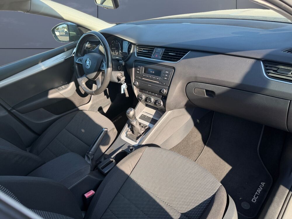 Octavia 1.2 Tsi 105ch Active 4x2 2013 occasion 45200 Montargis