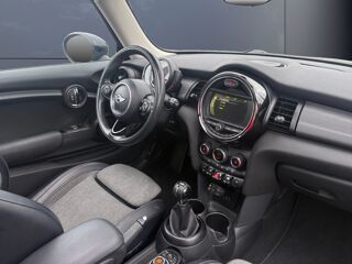 Cooper 1.5 135 ch /Toit Panoramique/Toit Ouvrant/ 2016 occasion 29600 Morlaix