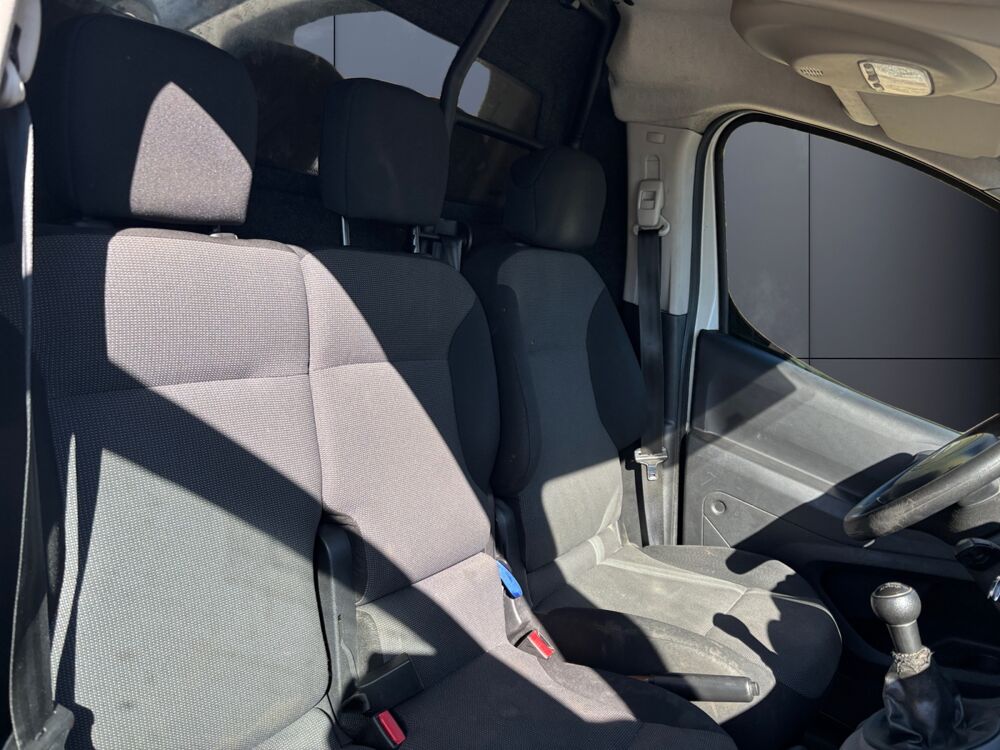 Berlingo Generation-ii Fourgon 1.6 Bluehdi 75 ch Business /Utilitaire 2018 occasion 43120 Monistrol-sur-Loire