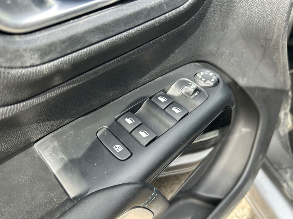C5 aircross 1.5 Bluehdi 130ch Shine Pack S&amp;S 2023 occasion 18000 Bourges
