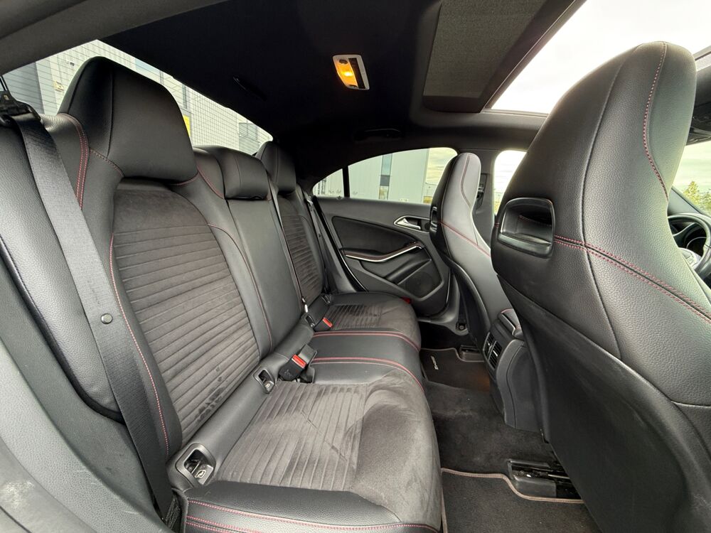 Classe CLA Coupe 1.6 180 120 Fascination 7g-dct Bva /Suivi complet Merc 2018 occasion 69720 Saint-Laurent-de-Mure