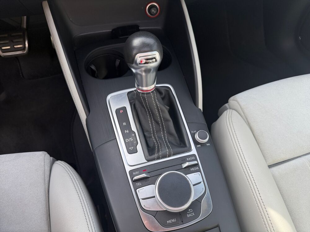 S3 Sportback 2.0 Tfsi 300ch Quattro S-tronic Bva /Toit ouvrant 2014 occasion 45200 Montargis