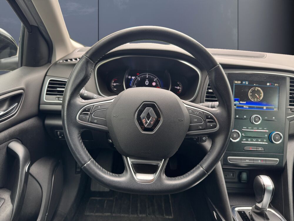 M&eacute;gane 1.5 BLUE DCI 115 CH EDC LIMITED Soci&eacute;t&eacute; TVA R&eacute;cup&eacute;rable /Car 2020 occasion 14100 Lisieux
