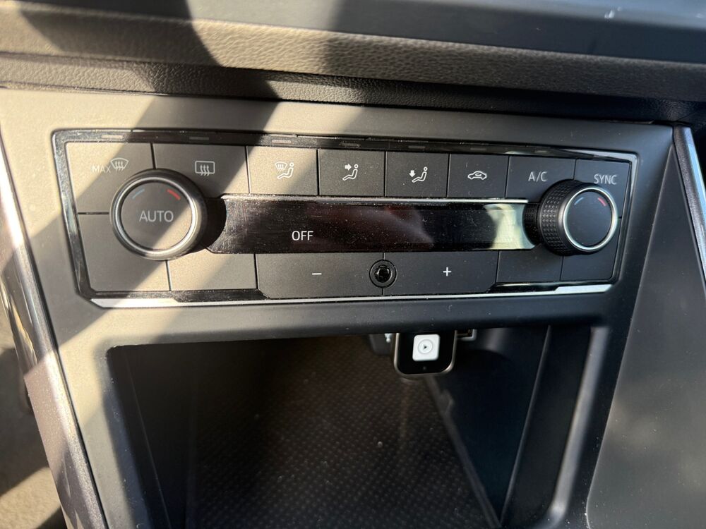 Polo 1.0 Tsi 115 ch R-line BVM6 /Cam&eacute;ra de recul/Carplay/Android 2019 occasion 14400 Bayeux