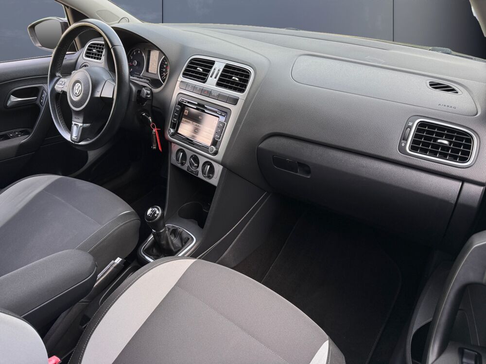 Polo 1.2 Tsi 105 ch Life /Clim/Radars Ar/Chaine de Distribution 2013 occasion 44800 Saint-Herblain