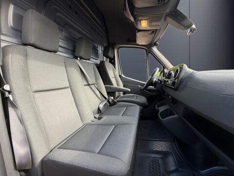 Sprinter Fourgon 37s 3.0 319 Bluetec 190 3t5 7g-tronic Bva 2019 occasion 34000 Montpellier