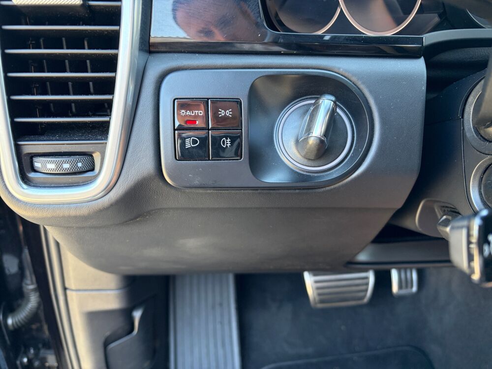 Cayenne 4.0 v8 Turbo 550 ch /Son Burmester/Toit ouvrant/Atte 2018 occasion 42160 Andr&eacute;zieux-Bouth&eacute;on