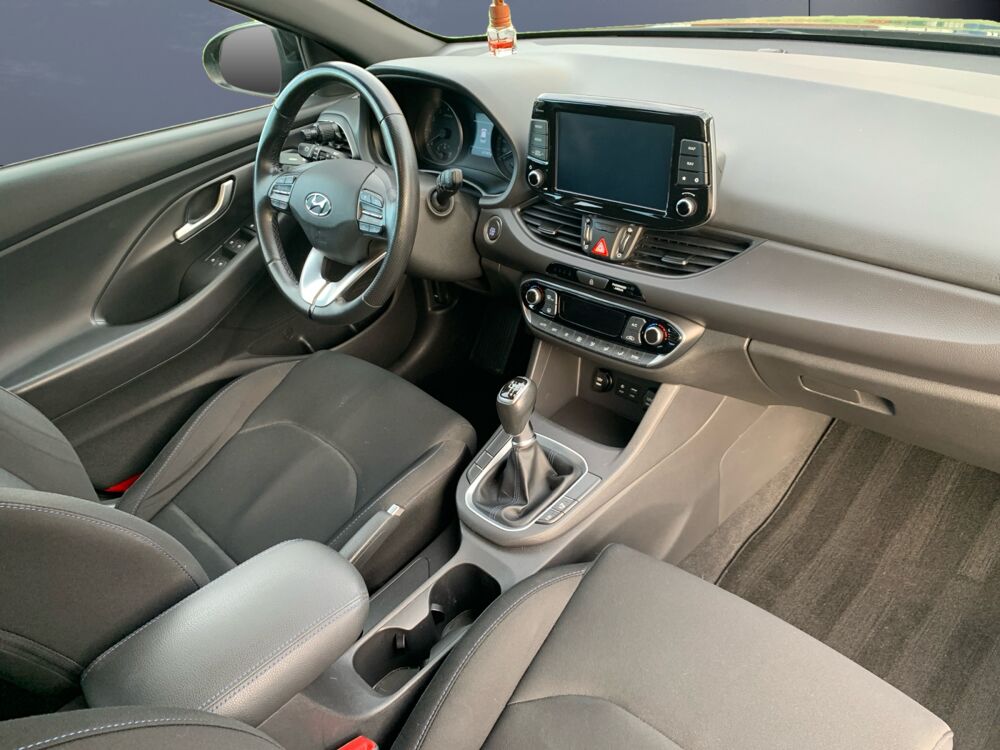 i30 Edition #Navi /Moteur &agrave; chaine, 1L T-GDi 120Ch, 1&egrave;re main 2018 occasion 60800 Cr&eacute;py-en-Valois