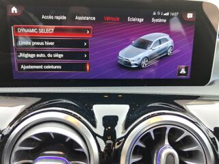 Classe A 2.0 200 D 150 ch Amg Line 8g-dct Bva /Toit ouvrant/Alcantara 2019 occasion 28500 Vernouillet