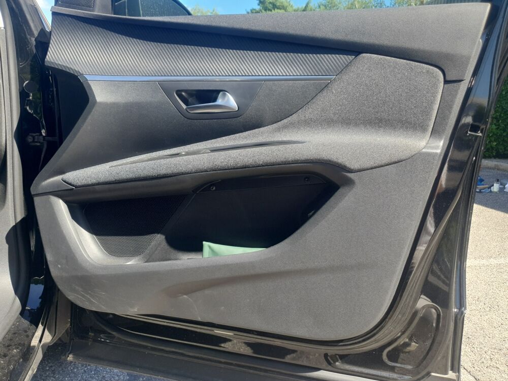 3008 1.5 Bluehdi 130 ch Active //Radars de stationnement/R&eacute;gulate 2019 occasion 74000 Annecy