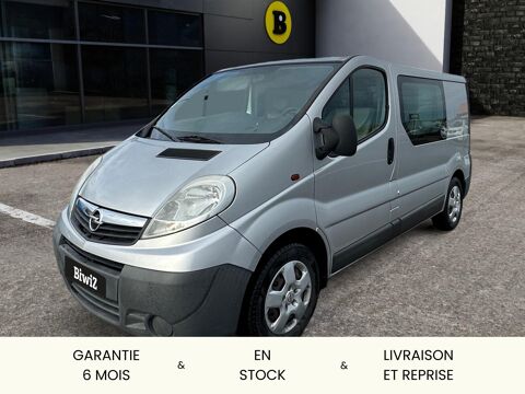 Opel Vivaro Combi 2.0 Cdti T 115 ch L1h1 Court Easytronic Bva /Attelage 2011 occasion Niort 79000