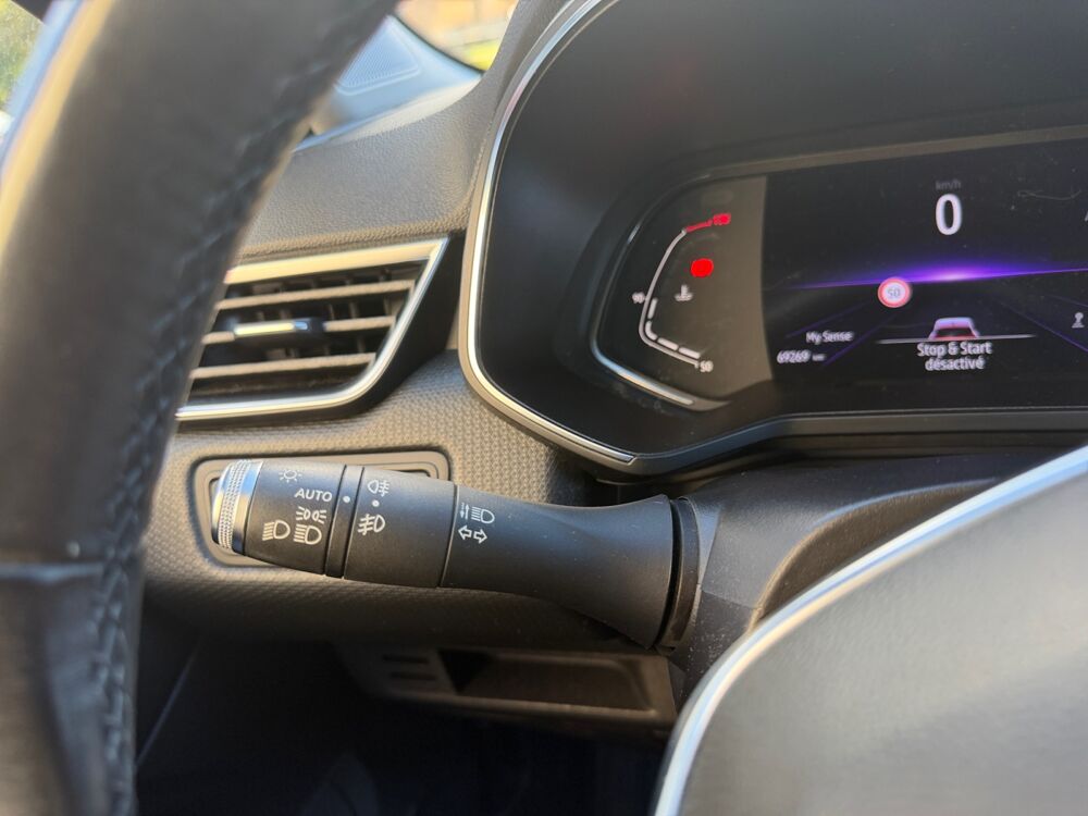 Clio 1.0 Tce 100 ch Intens /CarPlay/Cam&eacute;ra de Recul/Acc&egrave;s Sans Cl 2020 occasion 59000 Lille