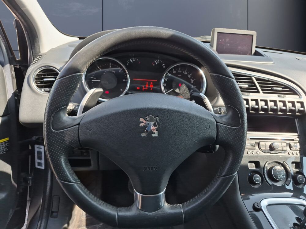 3008 1.6 Hdi 110 ch Premium Pack Bmp /1ere Main/Toit panoramique 2011 occasion 41000 Blois