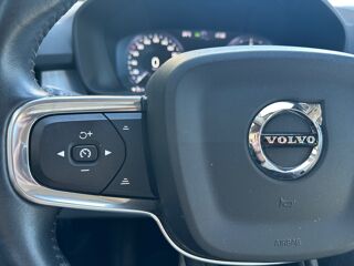 XC40 2.0 D3 150 Momentum 2wd Geartronic Bva /Cam&eacute;ra/r&eacute;gulateur/Si 2019 occasion 14100 Lisieux