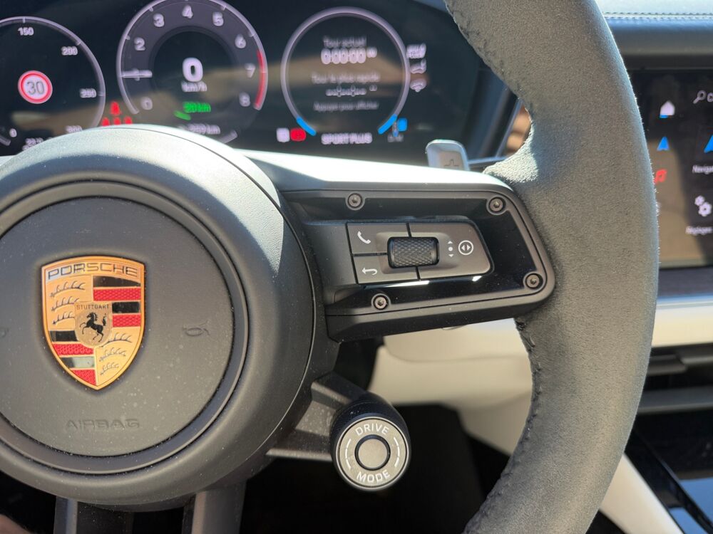 Cayenne 3.0 V6 519 ch S E-Hybrid /Volant alcantara/Toit pano/Camera 2024 occasion 34000 Montpellier