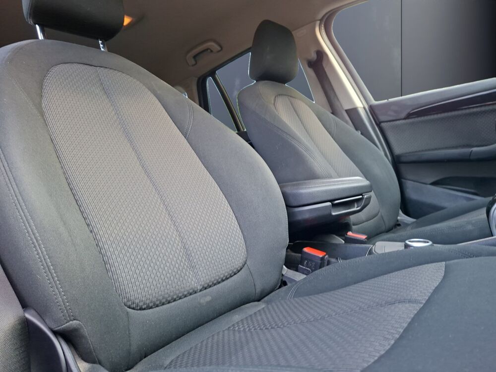 X1 1.8 I 140 ch Business Design Sdrive Bva /Carplay /Cam&eacute;ra de 2021 occasion 83210 Solli&egrave;s-Ville