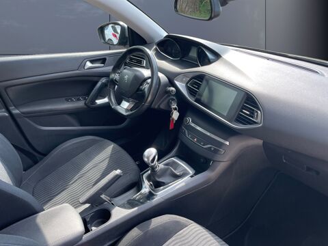 308 1.6 Bluehdi 120 ch Business Pack 2015 occasion 30000 Nimes