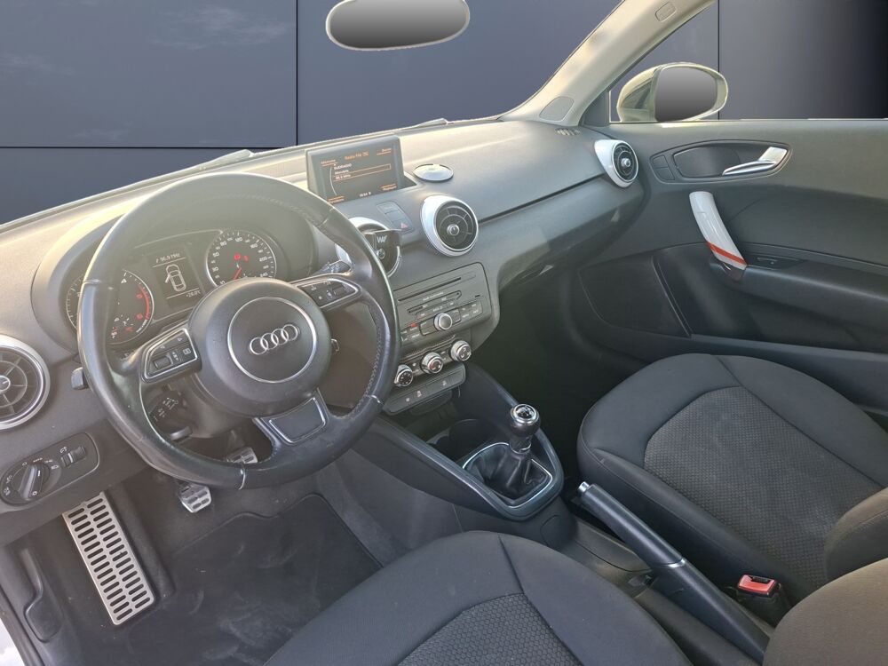 A1 1.6 Tdi 90 ch S-line 2013 occasion 43000 Le Puy-en-Velay