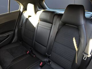 Classe GLA 1.6 200 155 ch Fascination 7g-dct Bva /Pack AMG/ Cam&eacute;ra de r 2017 occasion 63500 Issoire