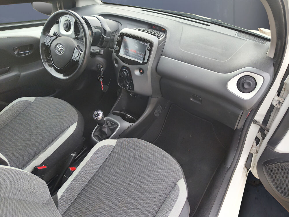 Aygo 1.0 Vvti 70 X-play 2018 occasion 01000 BOURG EN BRESSE