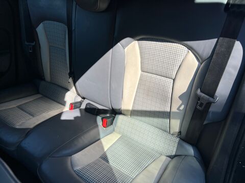 A1 Sportback 1.6 Tdi 105 Ambition /Suivi entretien &agrave; jour/rien 2013 occasion 43120 Monistrol-sur-Loire