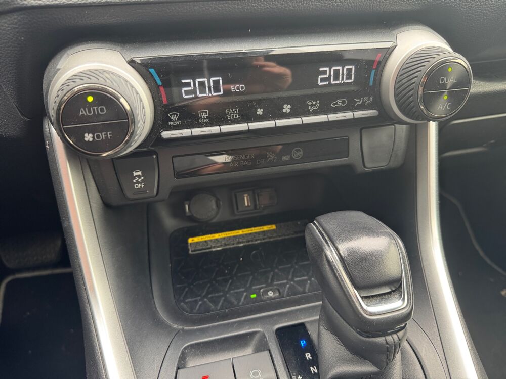 RAV 4 2.5 222 ch Hybrid Dynamic Awd-i 4x4 Bva /Entretien Complet T 2021 occasion 14100 Lisieux