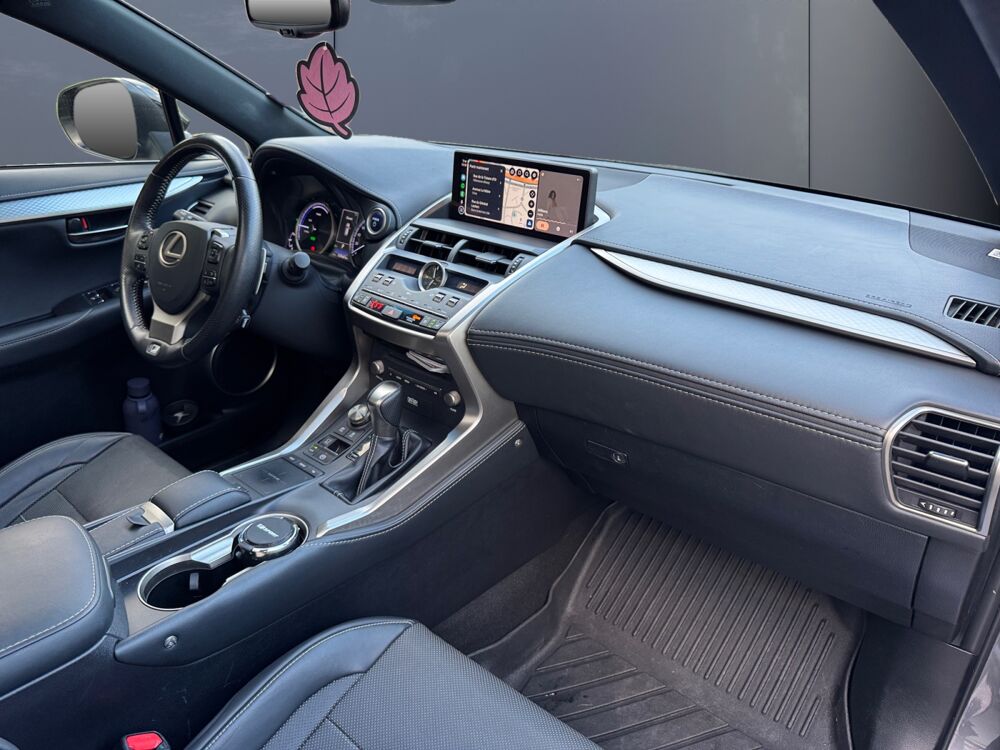 NX 300 H F-sport Executive 4WD /Suivi Lexus/Toit Pano/Si&egrave;ges Ve 2018 occasion 59000 Lille