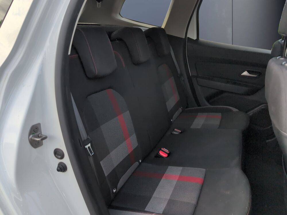 Duster 1.3 TCe 150 ch Techroad 4x2 /Apple Carplay Android Auto/Atte 2019 occasion 69240 Thizy les Bourgs