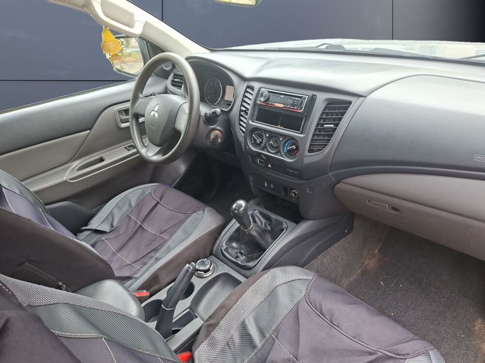 L200 Club Cab 2.4 Did 155 ch Inform Clim 4wd /V&eacute;hicule id&eacute;al chas 2018 occasion 43000 Le Puy-en-Velay