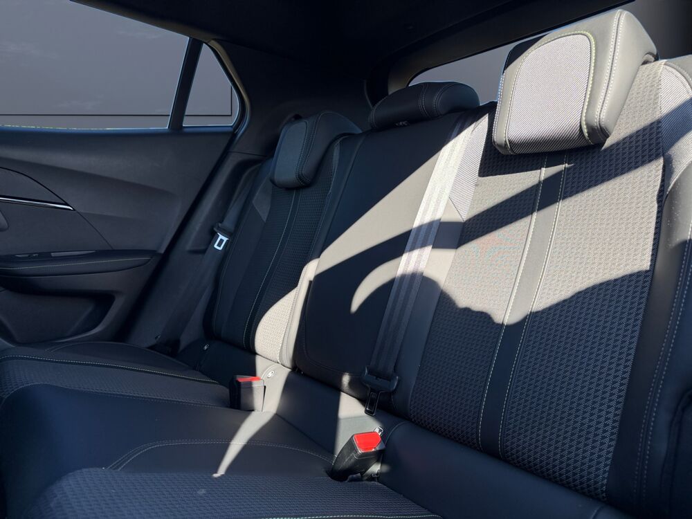 2008 131 ch S&amp;S EAT8 GT /CarPlay et Android Auto/ 1&egrave;re main 2021 occasion 38300 Bourgoin-Jallieu
