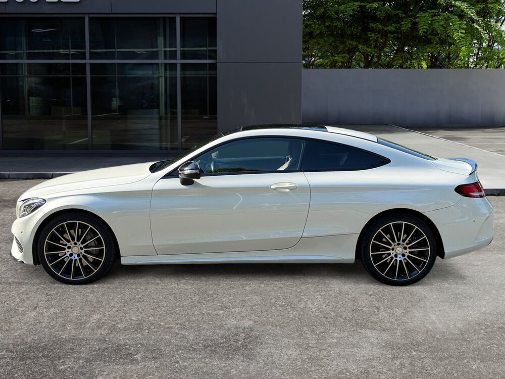 Classe C Coupe 2.0 300 245 ch Sport Line 7g-tronic Bva /Toit ouvrant/ 2016 occasion 31650 Lauzerville