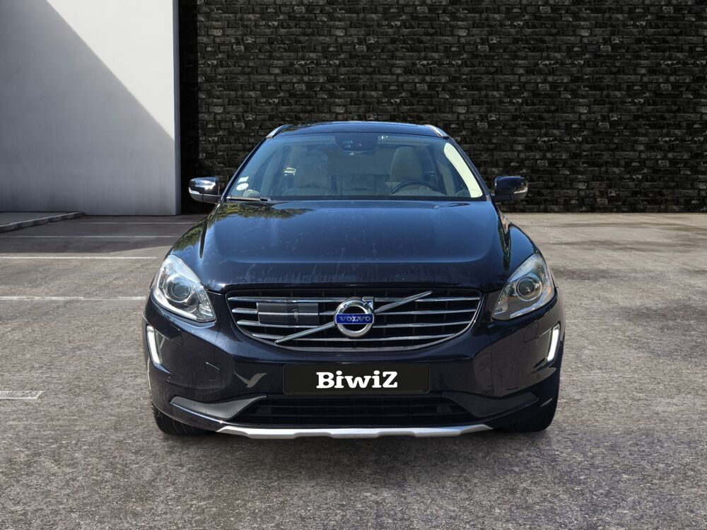 XC60 2.0 D4 180 ch Momentum Business Geartronic Bva /Toit ouvrant 2014 occasion 56100 Lorient